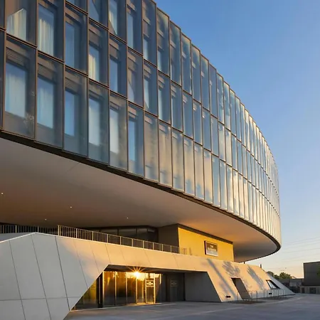 The Passenger, A Tribute Portfolio 4*