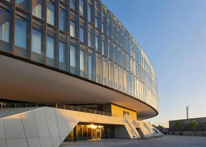 The Passenger, A Tribute Portfolio 4*